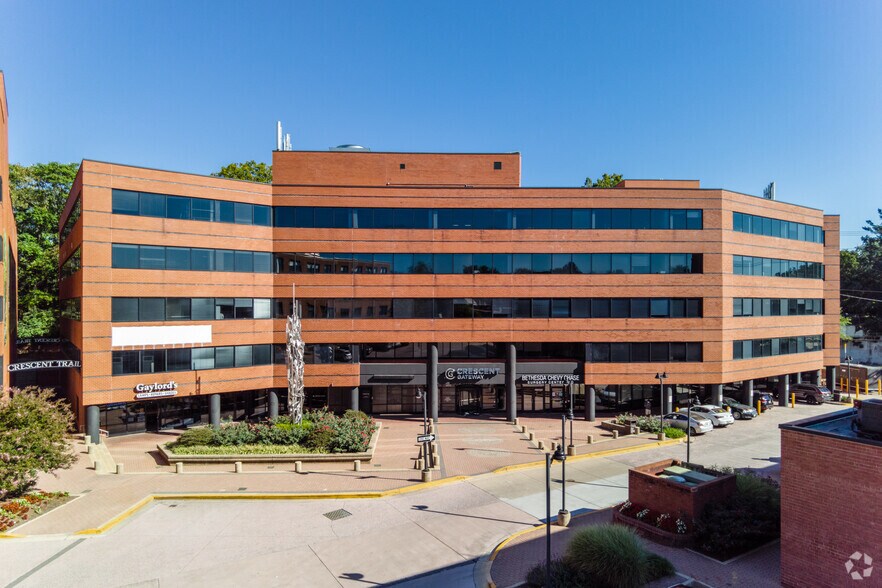 6931 Arlington Rd, Bethesda, MD à louer - Photo de l’immeuble – Image 2 sur 14