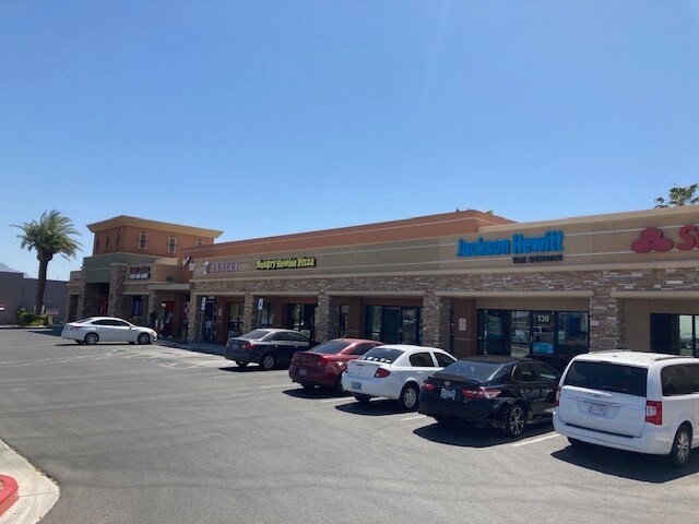7703 N El Capitan Way, Las Vegas, NV à vendre - Photo de l’immeuble – Image 3 sur 9
