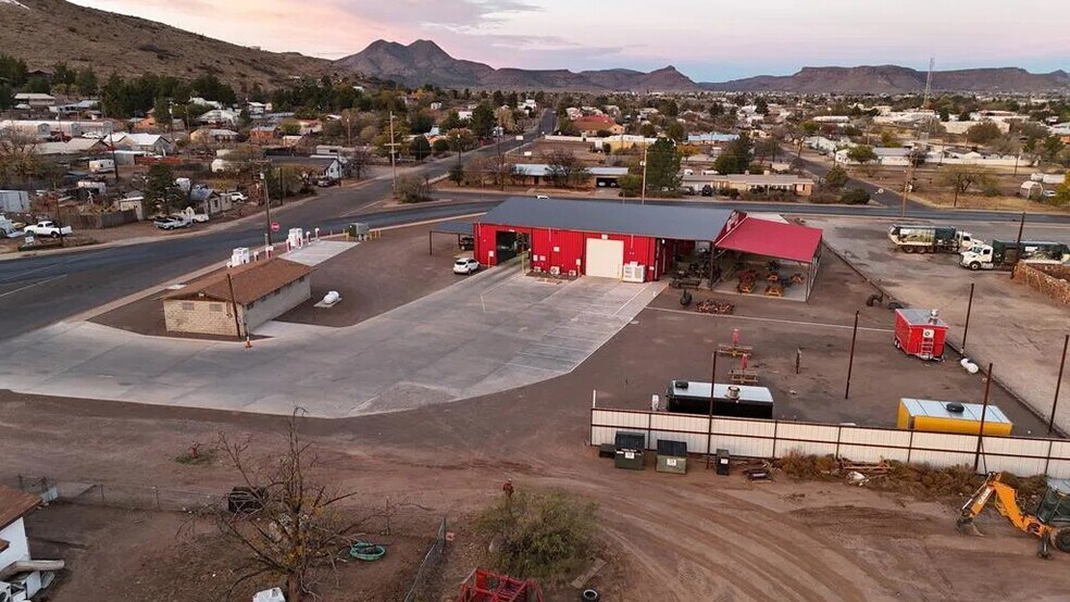 300 S Cockrell St, Alpine, TX à vendre - Photo de l’immeuble – Image 2 sur 15