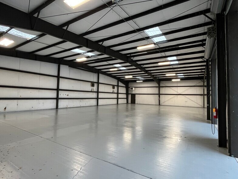 1011 Vista Way, Red Bluff, CA à vendre - Photo de l’immeuble – Image 3 sur 6