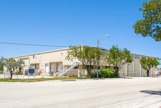 Plus de détails pour 290 SW 14th Ave, Pompano Beach, FL - Industriel/Logistique à louer
