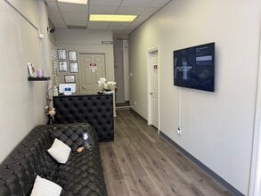 931-937 Worcester Rd, Framingham, MA à louer Photo intérieure– Image 2 sur 2