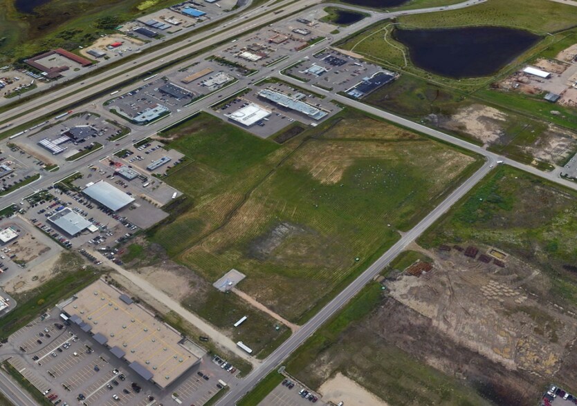 345 Liberty Ave, Red Deer County, AB à vendre - Photo de l’immeuble – Image 3 sur 6