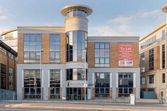 Plus de détails pour 24 E Bridge St, Belfast - Coworking à louer