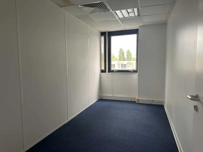 Bureau dans Bruges à vendre - Photo intérieure – Image 3 sur 13