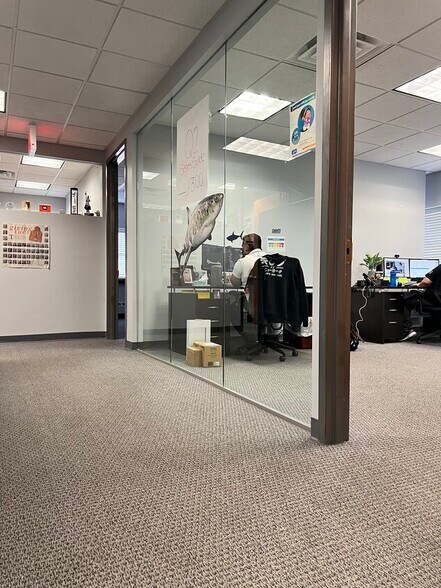 51 Smart Ave, Yonkers, NY à vendre - Photo intérieure – Image 3 sur 12