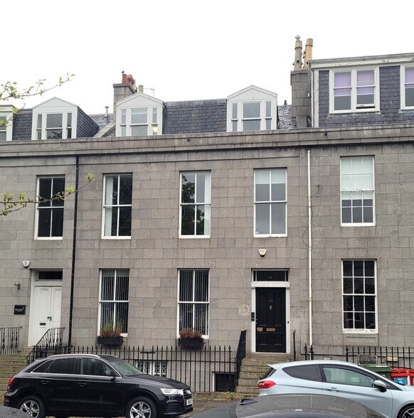 2A Russell Rd, Aberdeen à vendre - Photo de l’immeuble – Image 1 sur 3