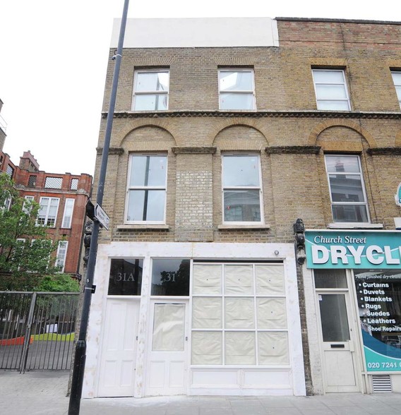 31 Stoke Newington Church St, Londres à vendre - Photo de l’immeuble – Image 2 sur 2