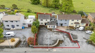 Plus de détails pour 17-19 Carmarthen Rd, Llandeilo - Spécialisé à vendre