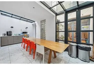 44 Avenue Victor Hugo, Paris à louer Photo de l’immeuble– Image 1 sur 14