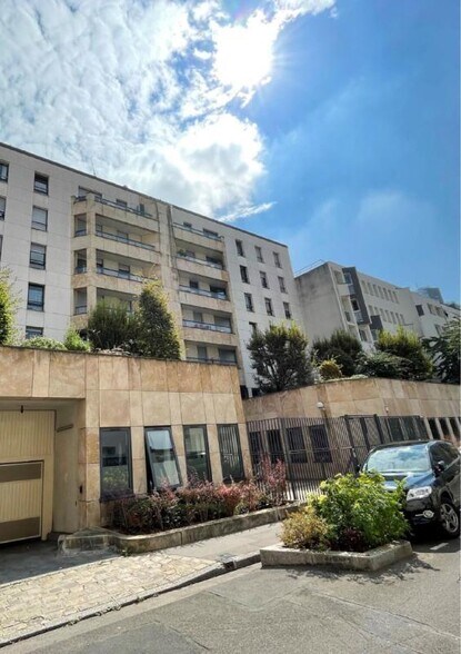 52 Rue Du Capitaine Guynemer, Courbevoie à vendre - Photo de l’immeuble – Image 1 sur 20