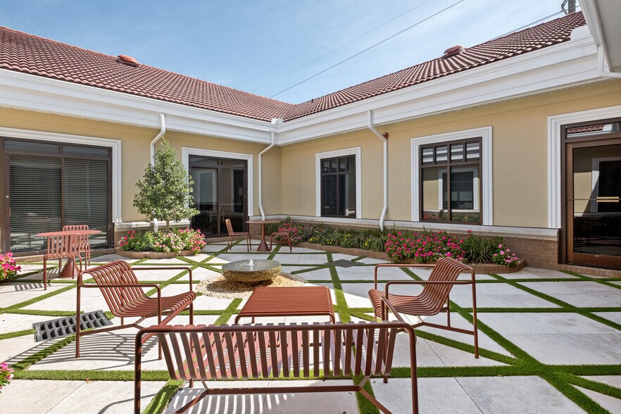 1213 Culbreth Dr, Wilmington, NC à louer - Photo de l’immeuble – Image 3 sur 26