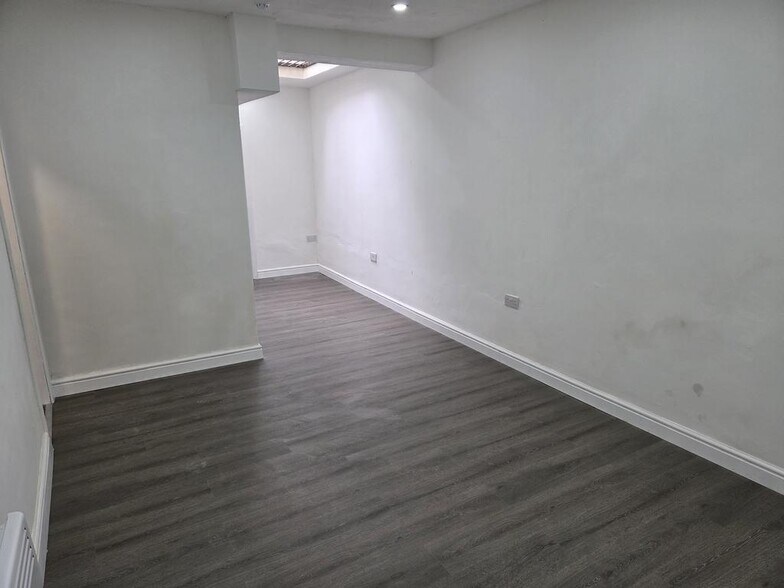 58 Tower St, Dudley à louer - Photo de l’immeuble – Image 2 sur 9