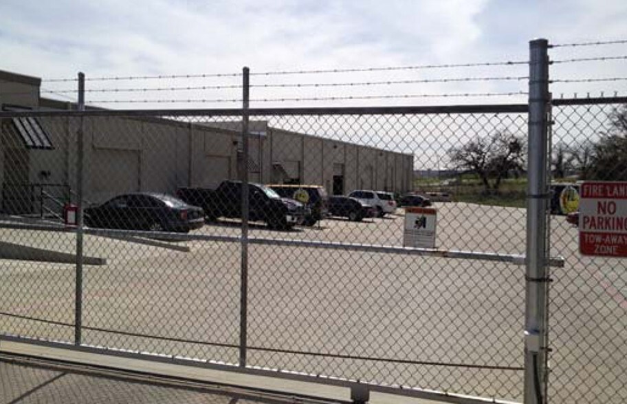 3501 State Highway 157, Fort Worth, TX à louer - Photo de l’immeuble – Image 3 sur 5