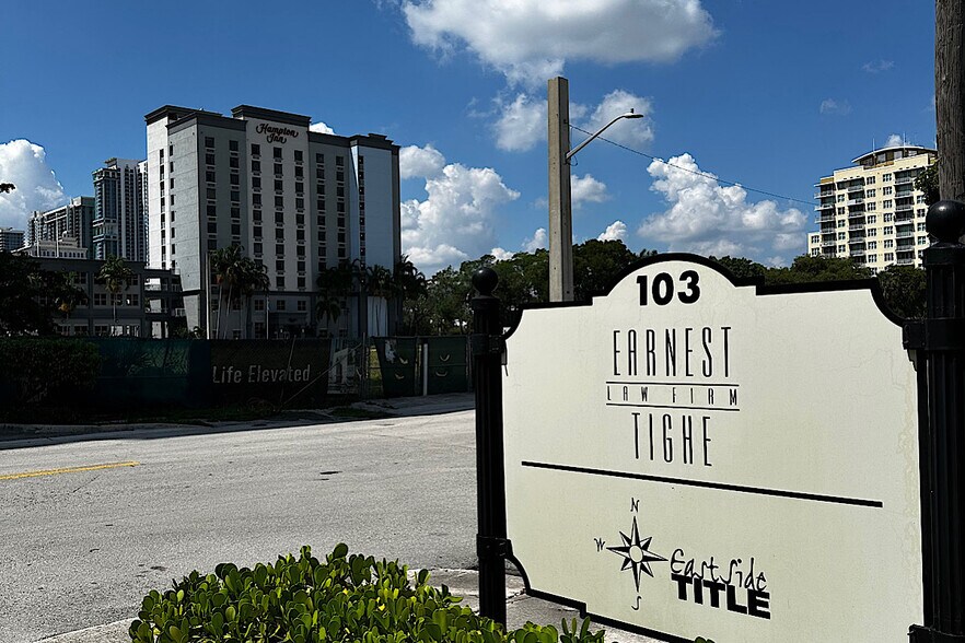 103 NE 4th St, Fort Lauderdale, FL à vendre - Photo de l’immeuble – Image 3 sur 6