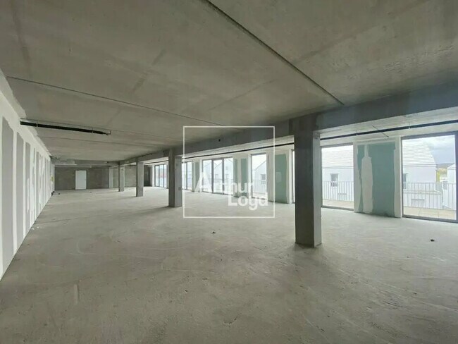 Plus de détails pour Bureau à vendre