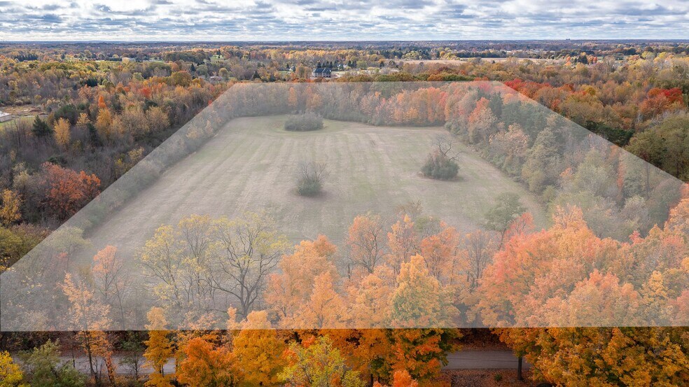 000 Brookville Rd, Plymouth, MI à vendre - Photo de l’immeuble – Image 2 sur 10