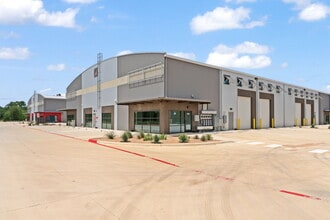 5601 FM 973, Del Valle, TX à louer Photo intérieure– Image 1 sur 2