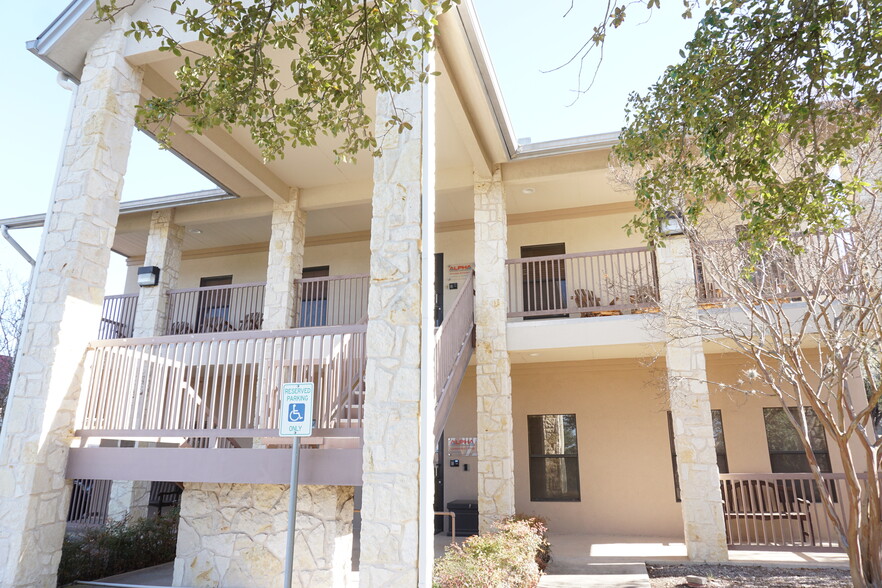 24850 Blanco Rd, San Antonio, TX à louer - Photo de l’immeuble – Image 3 sur 14
