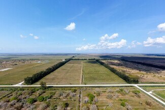 Plus de détails pour Schumann Rd, Fort Pierce, FL - Terrain à vendre