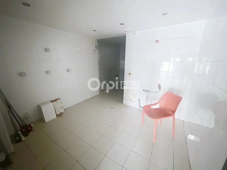 Bureau dans Brive-la-Gaillarde à louer - Photo intérieure – Image 3 sur 14