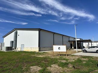 Plus de détails pour 4210 S FM 565 Rd, Baytown, TX - Local d'activités à louer