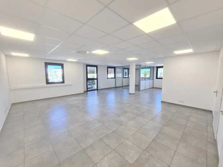 Bureau dans Perpignan à louer - Photo intérieure – Image 2 sur 8