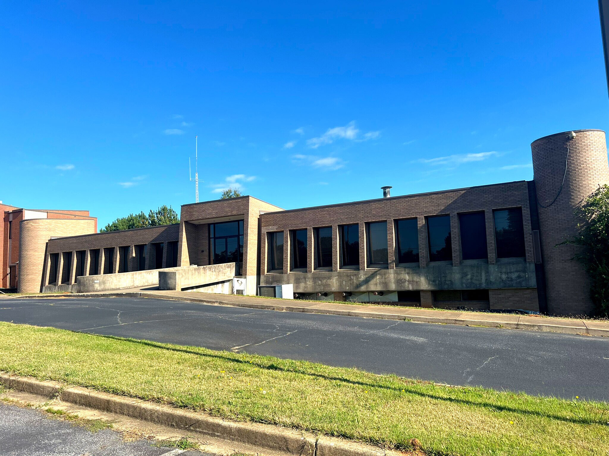 938 Grove Rd, Greenville, SC à vendre Photo principale– Image 1 sur 2