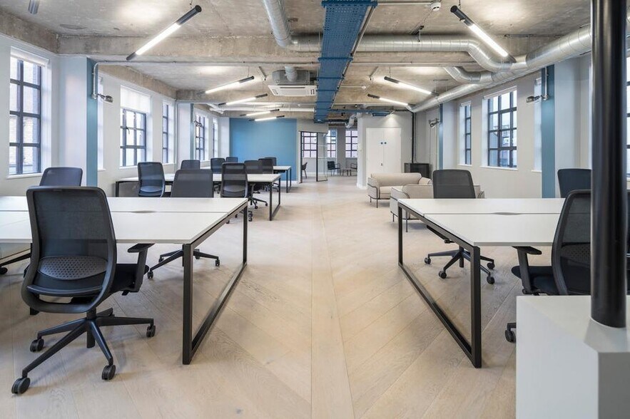 26-28 Glasshouse Yard, Londres à louer - Photo intérieure – Image 2 sur 46