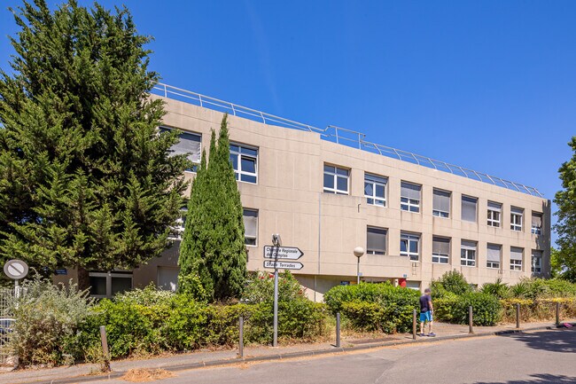 Plus de détails pour 35 Boulevard Baptistin Cayol, Marseille - Bureau à louer