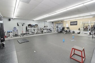 6980-6990 W Overland Rd, Boise, ID à louer Photo de l’immeuble– Image 2 sur 22