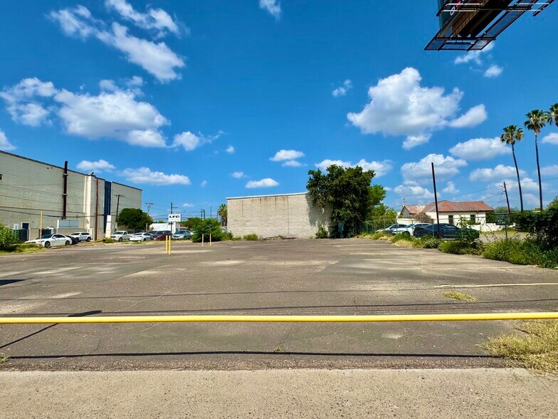 617 Houston St, Laredo, TX à louer - Autre – Image 2 sur 7
