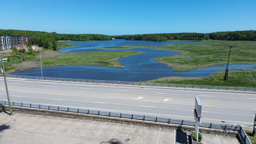 2.8 acres Rt. 1 Waterfront portefeuille de 2 biens à vendre sur LoopNet.fr - Photo de l’immeuble – Image 2 sur 22