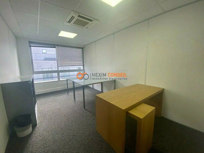 Bureau dans Saint-Ouen-sur-Seine à louer - Photo de l’immeuble – Image 2 sur 12