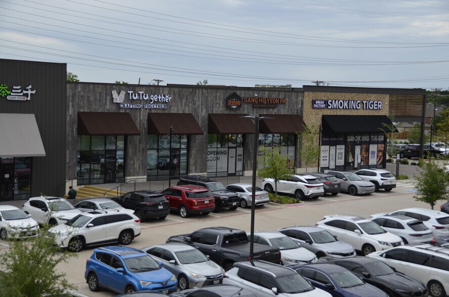 NWC Old Denton Rd & E Jackson Rd, Carrollton, TX à louer - Photo principale – Image 1 sur 10