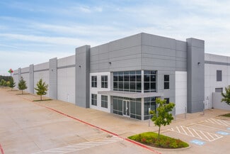 Plus de détails pour 3800 N Interstate 45, Wilmer, TX - Industriel/Logistique à louer