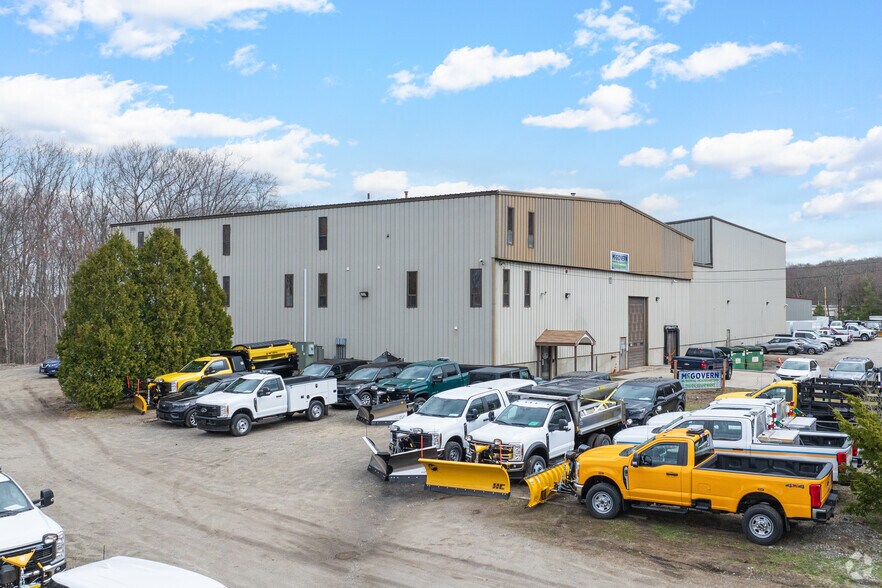 19 Industrial Park Rd E, Oxford, MA à louer - Photo de l’immeuble – Image 3 sur 9