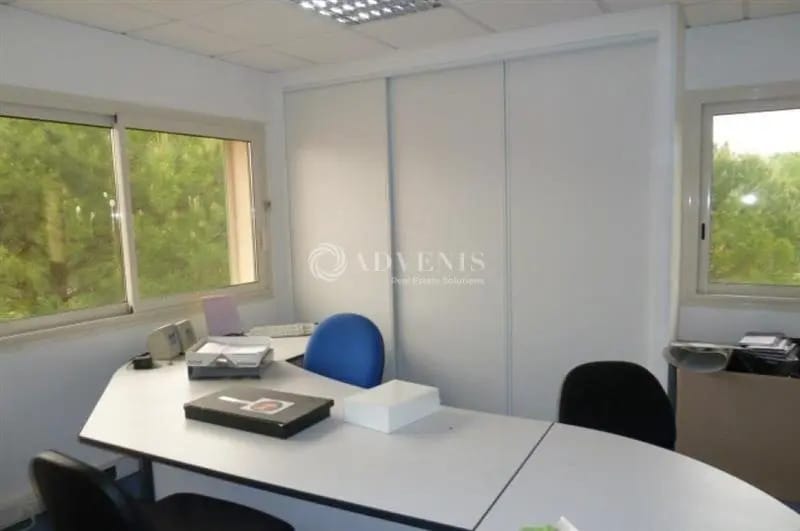 Bureau dans Migron à vendre - Photo intérieure – Image 2 sur 6