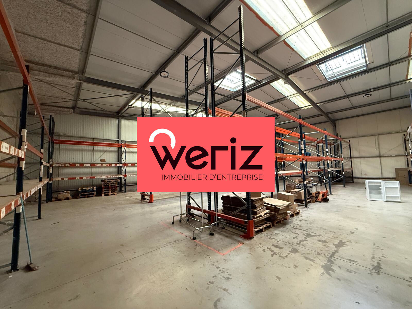 Industriel/Logistique dans Roquefort-la-Bédoule à louer Photo de l’immeuble– Image 1 sur 4