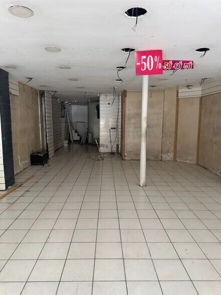 Local commercial dans Paris à louer - Photo intérieure – Image 3 sur 5