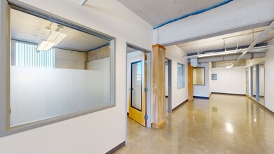 80 SE Madison St, Portland, OR à louer Numérisation 3D Matterport– Image 1 sur 8