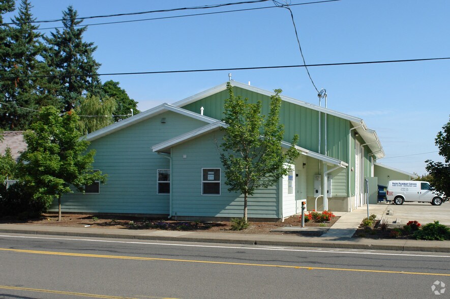 2129 Roosevelt Blvd, Eugene, OR à louer - Photo de l’immeuble – Image 3 sur 3