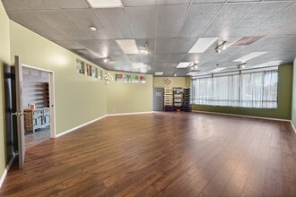 6135 Lakeside Dr, Reno, NV à louer Photo intérieure– Image 2 sur 3