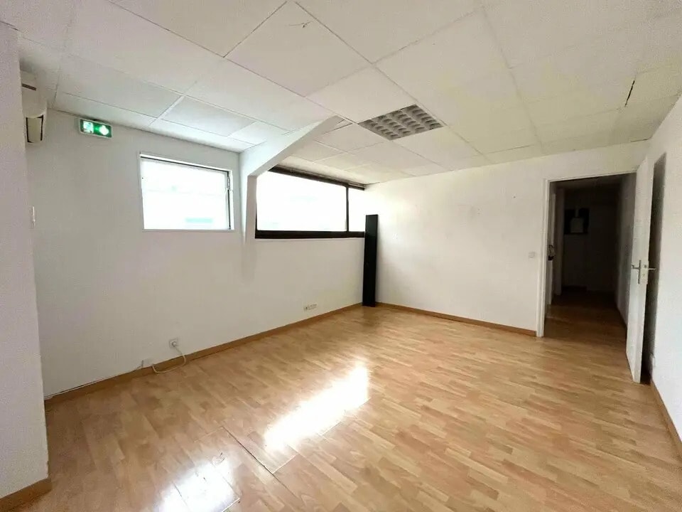 Bureau dans Le Cannet à louer Photo de l’immeuble– Image 1 sur 13