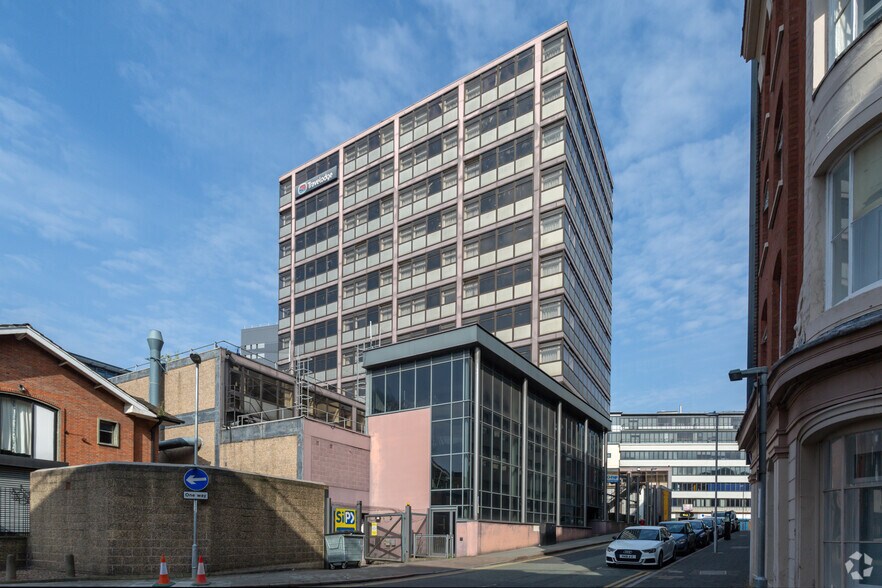 46 Maid Marian Way, Nottingham à vendre - Photo principale – Image 1 sur 3