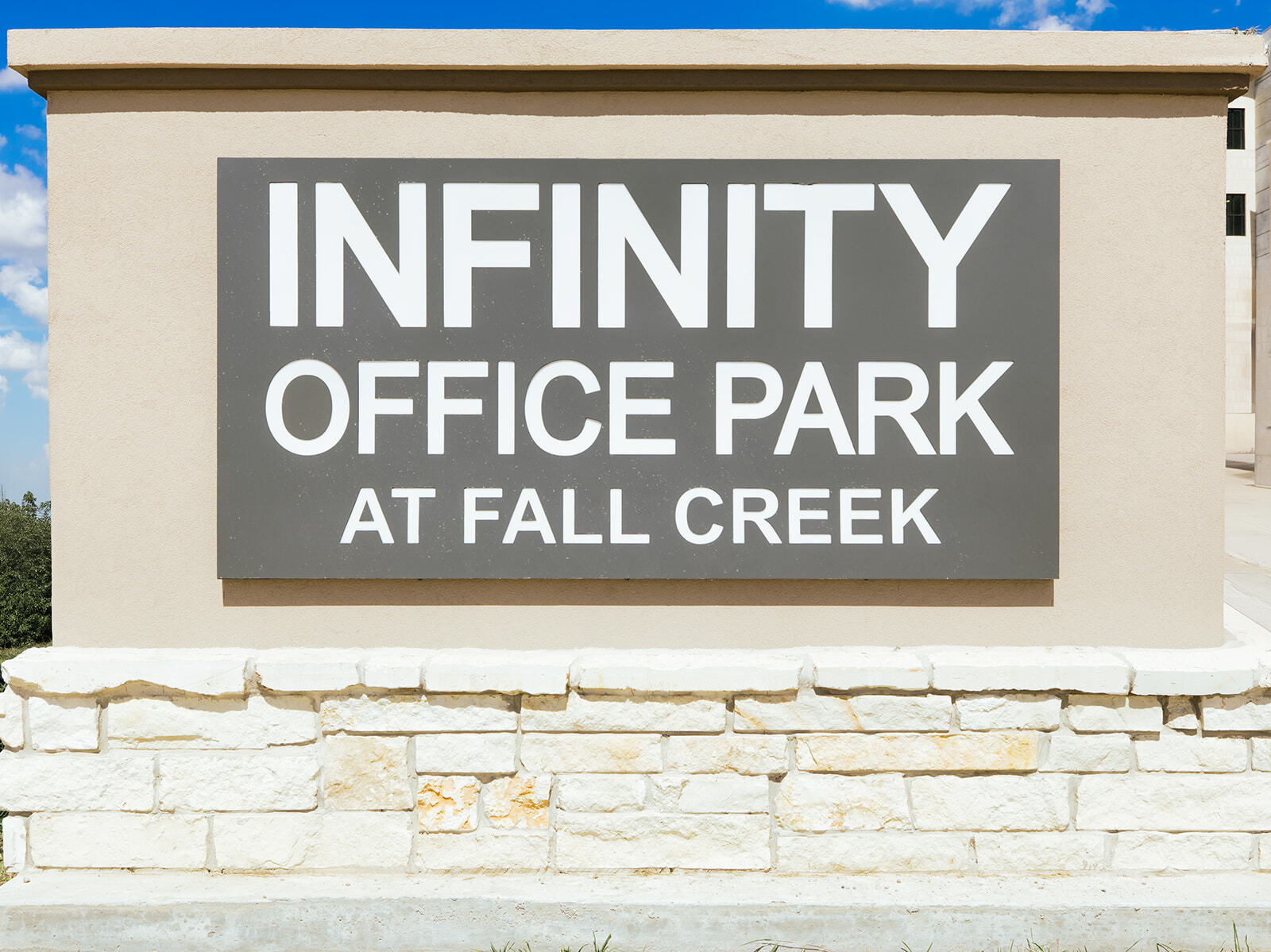 8525 N Sam Houston Pkwy E, Humble, TX à vendre Photo de l’immeuble– Image 1 sur 43