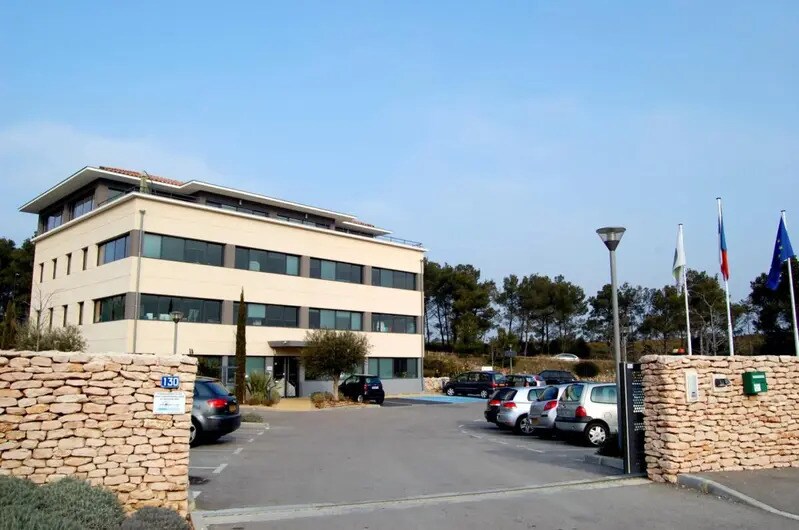 130 Avenue Archimède, Aix-en-Provence à louer - Photo de l’immeuble – Image 1 sur 20