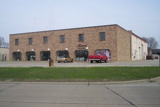 Plus de détails pour 34830 Utica Rd, Fraser, MI - Bureau/Local commercial à louer