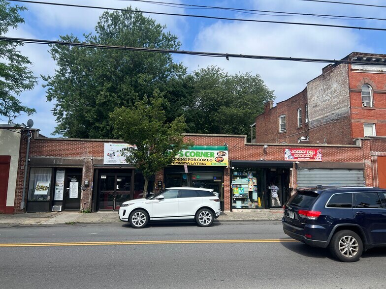 324 S Columbus Ave, Mount Vernon, NY à vendre - Photo de l’immeuble – Image 2 sur 5