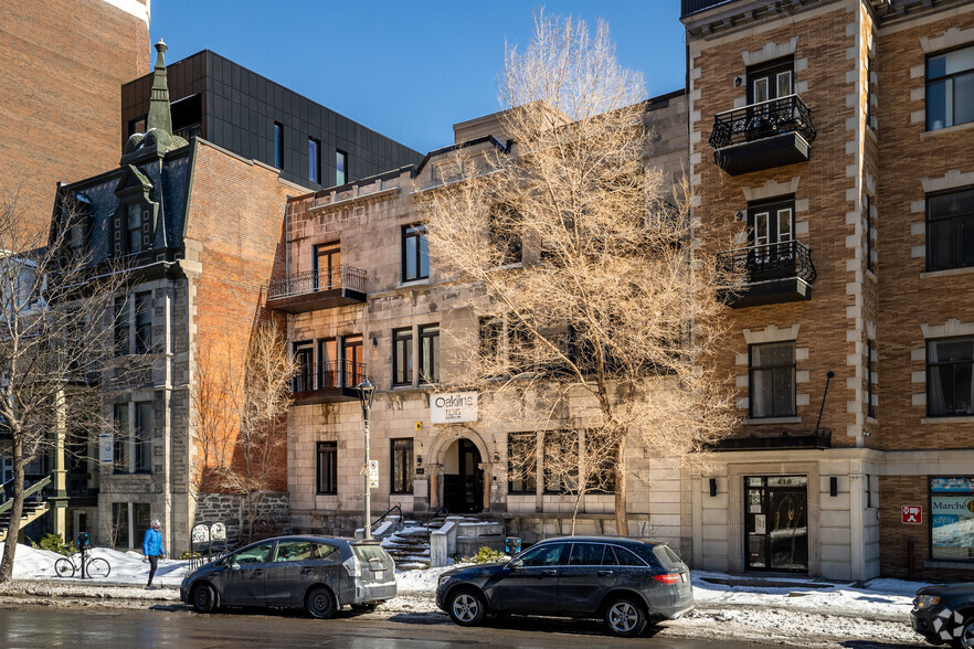 418 Rue Sherbrooke E, Montréal, QC à louer - Photo de l’immeuble – Image 3 sur 7